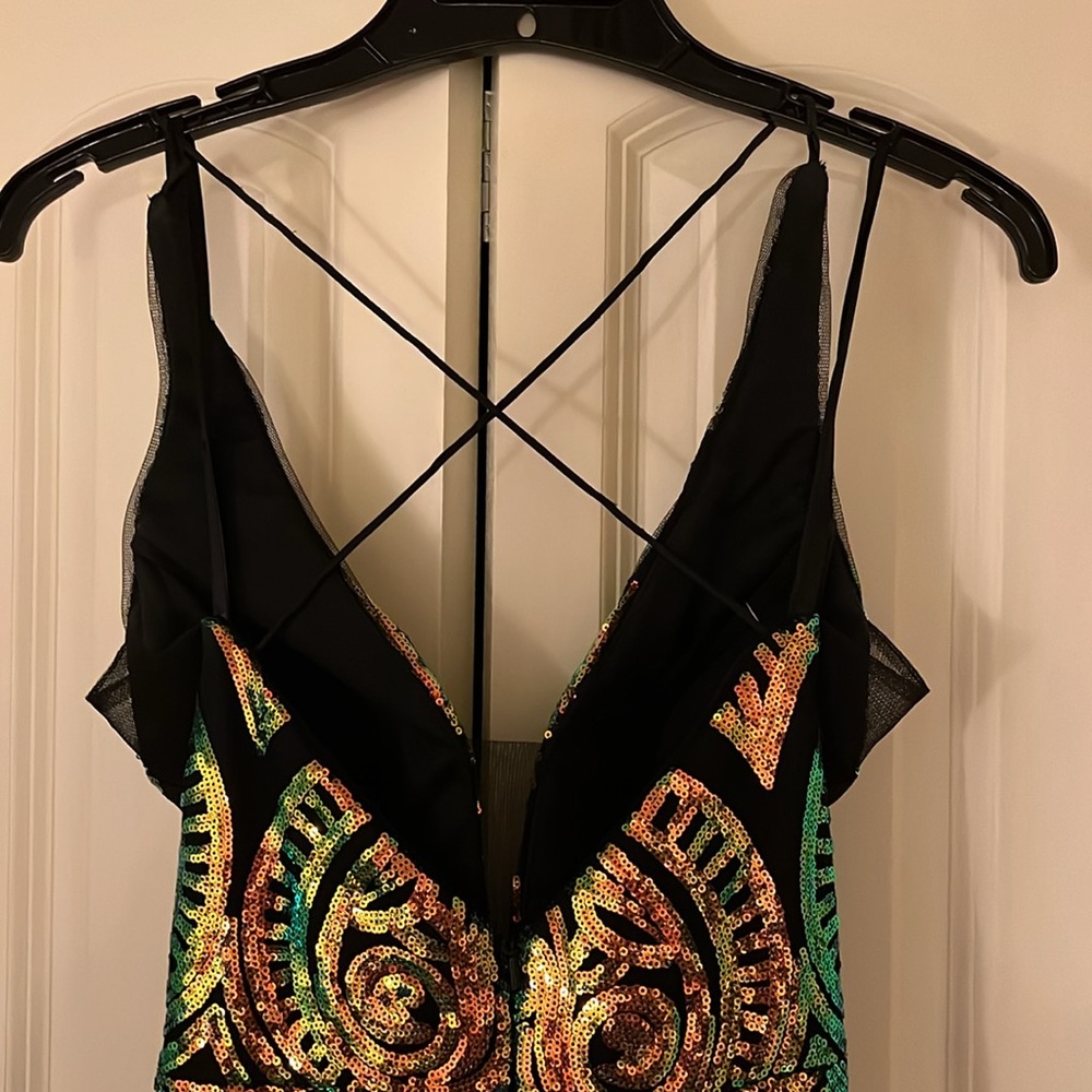 David’s Bridal iridescent sequin brocade illusion plunge dress - Picture 10 of 15